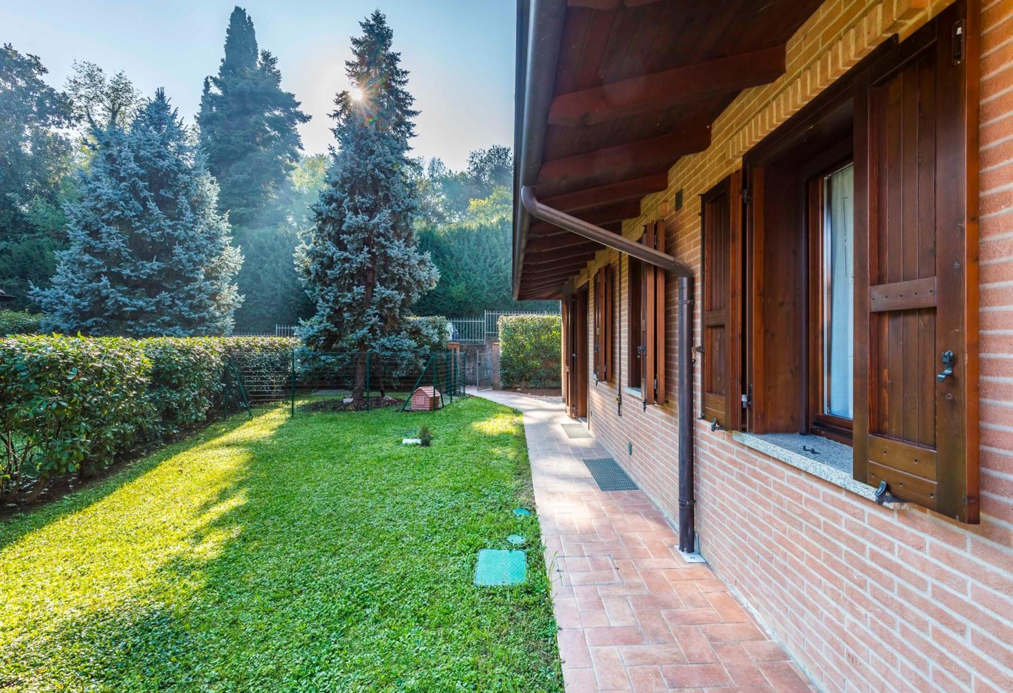 Jacuzzi Apartment In Italian Villa, Wi-Fi & Garden Sassuolo - Maranello Casalgrande Exterior foto